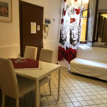 Apartament Porta Saragozza Bolonia